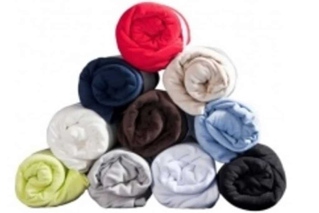 Terry cloth cover for tables 65-70cm wide with facial cut-out